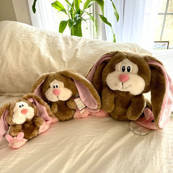 Vintage Hallmark White Crayola Easter Bunny Rabbit Plush Pink Overalls & Hat   T - Picture 1 of 10